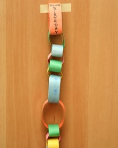 Make a Paper Chain Calendar