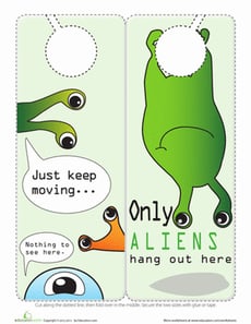 Alien Door Hanger