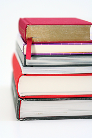 Skim First, Answer Later: A Textbook Study Strategy