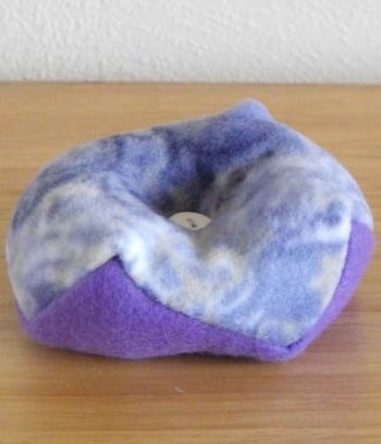 How to Make a Pincushion large image