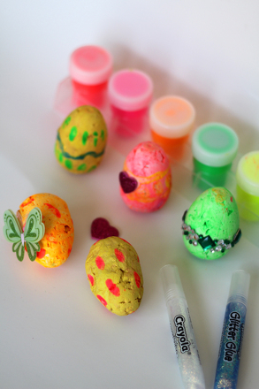 Papier-Mâché Easter Eggs